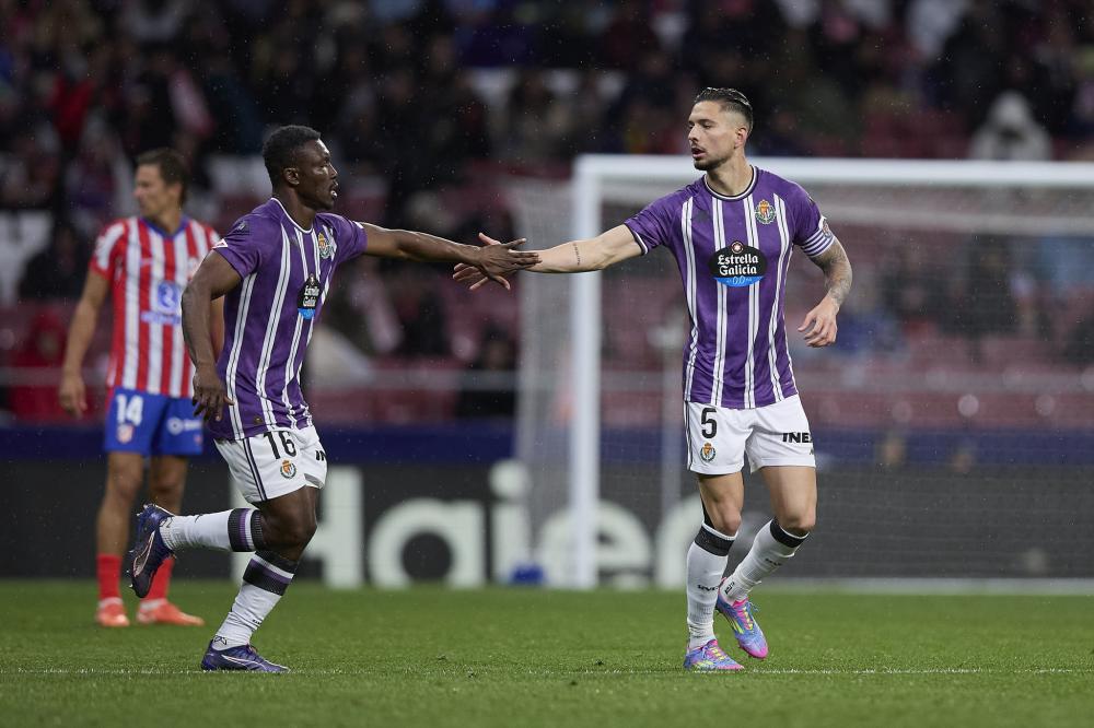 何融入斯特 何融入斯特